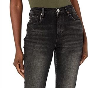 BlankNYC Black Madison Crop Jeans Size 27